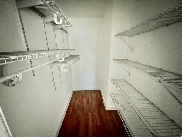 $2,000 | 760 Southeast 2nd Avenue, Unit C202, Deerfield Beach, FL 33441