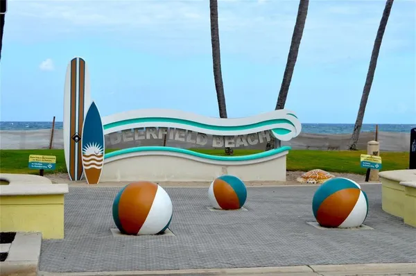 $2,000 | 760 Southeast 2nd Avenue, Unit C202, Deerfield Beach, FL 33441