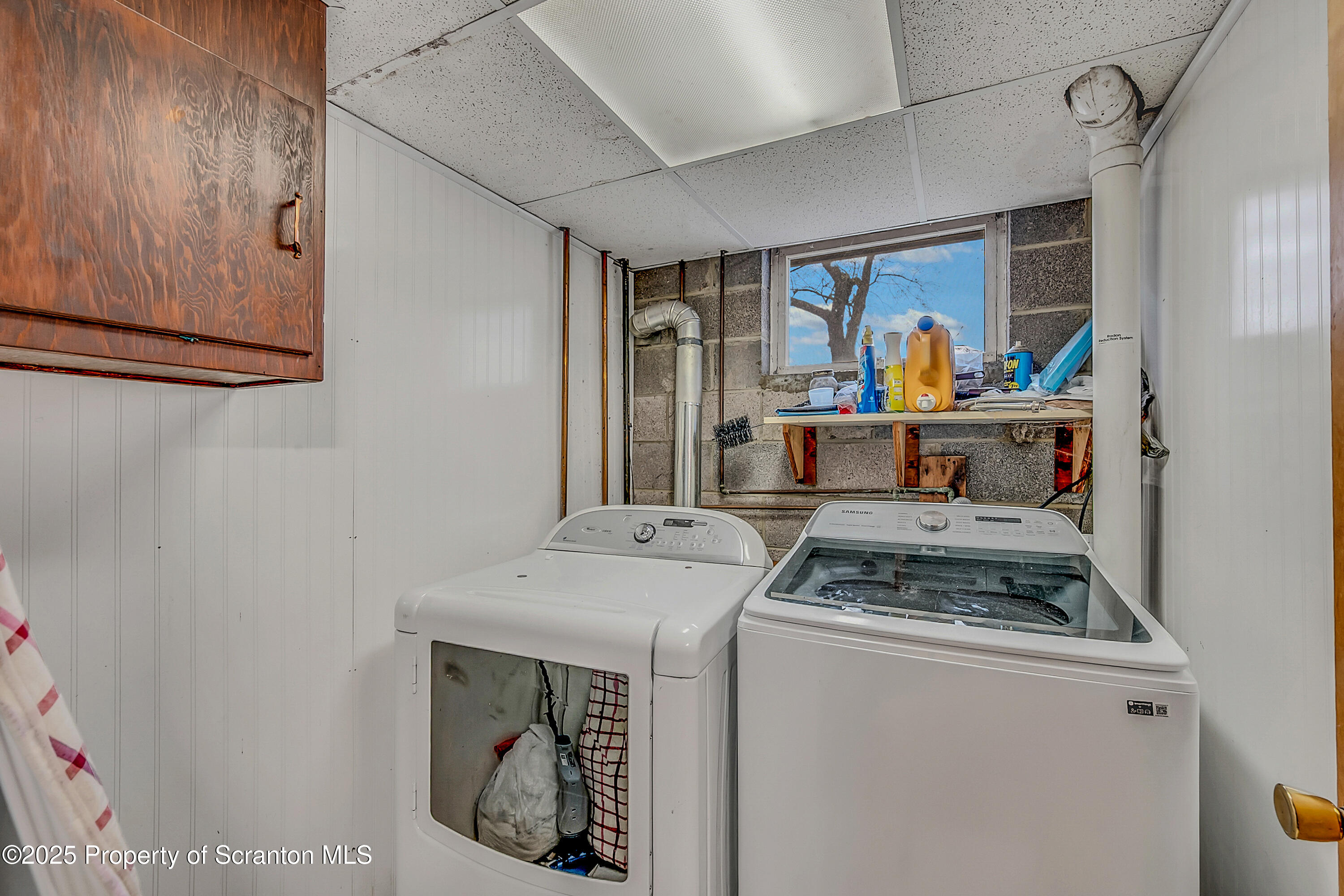 1001 Griggs Street Clarks Summit, PA 18411 - Photo 49 of 55 a utility room with dryer and washer