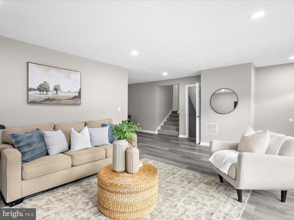 106 Reavis Road Hanover, MD 21076 - Photo 5 of 35