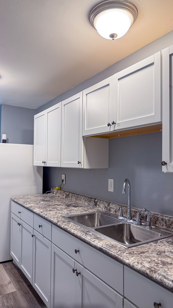 1320 Hedge Road Champaign, IL 61821 - Photo 8 of 35