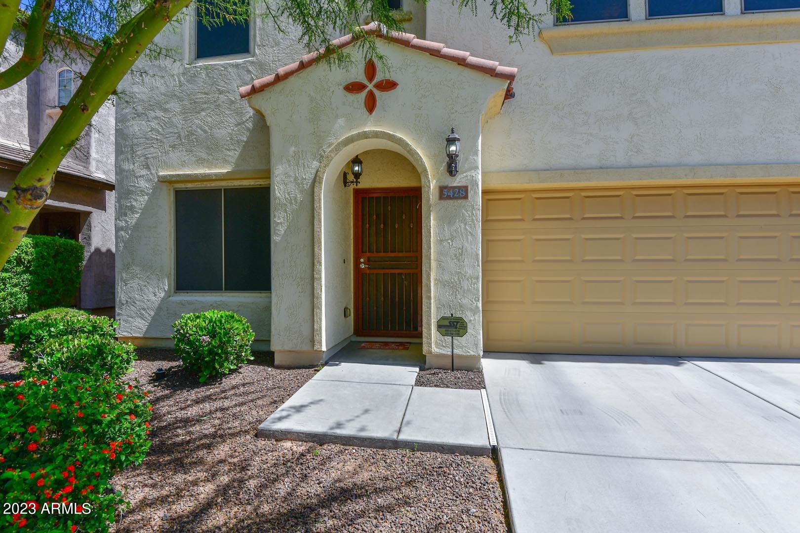 5428 West Yearling Road Phoenix, AZ 85083 - Photo 3 of 39 Entry