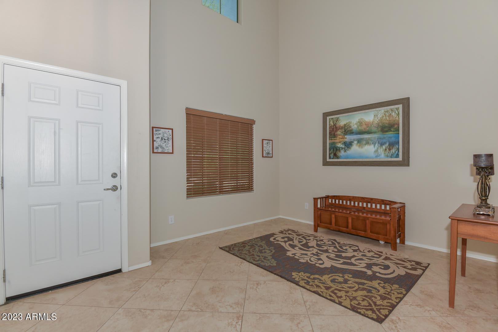 5428 West Yearling Road Phoenix, AZ 85083 - Photo 4 of 39 Entry-Flex Space