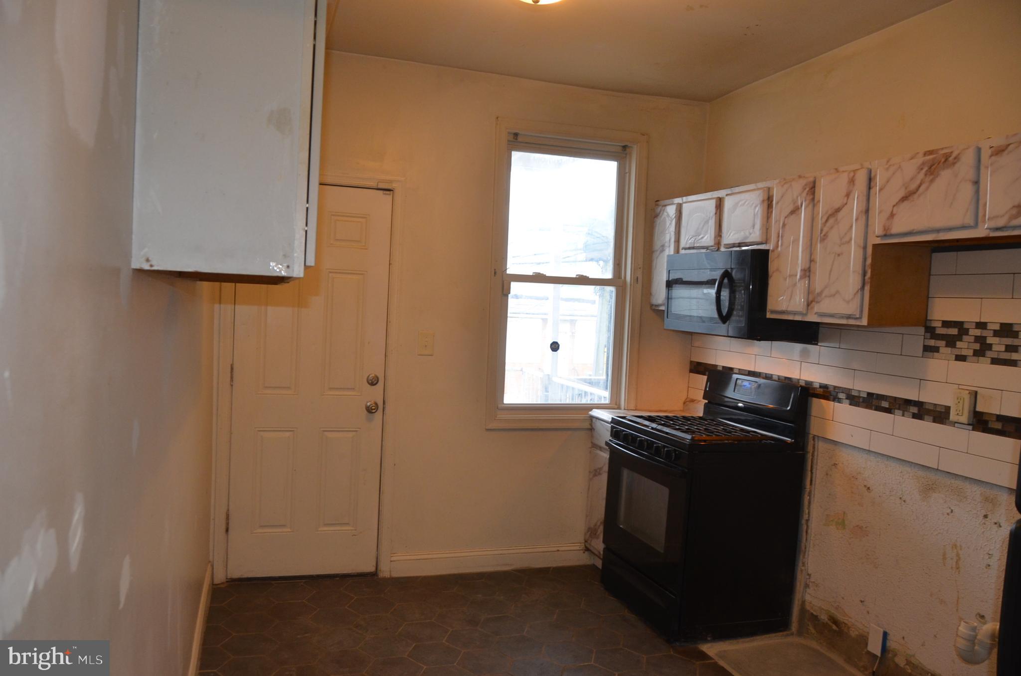 521 Rappolla Street Baltimore, MD 21224 - Photo 14 of 54