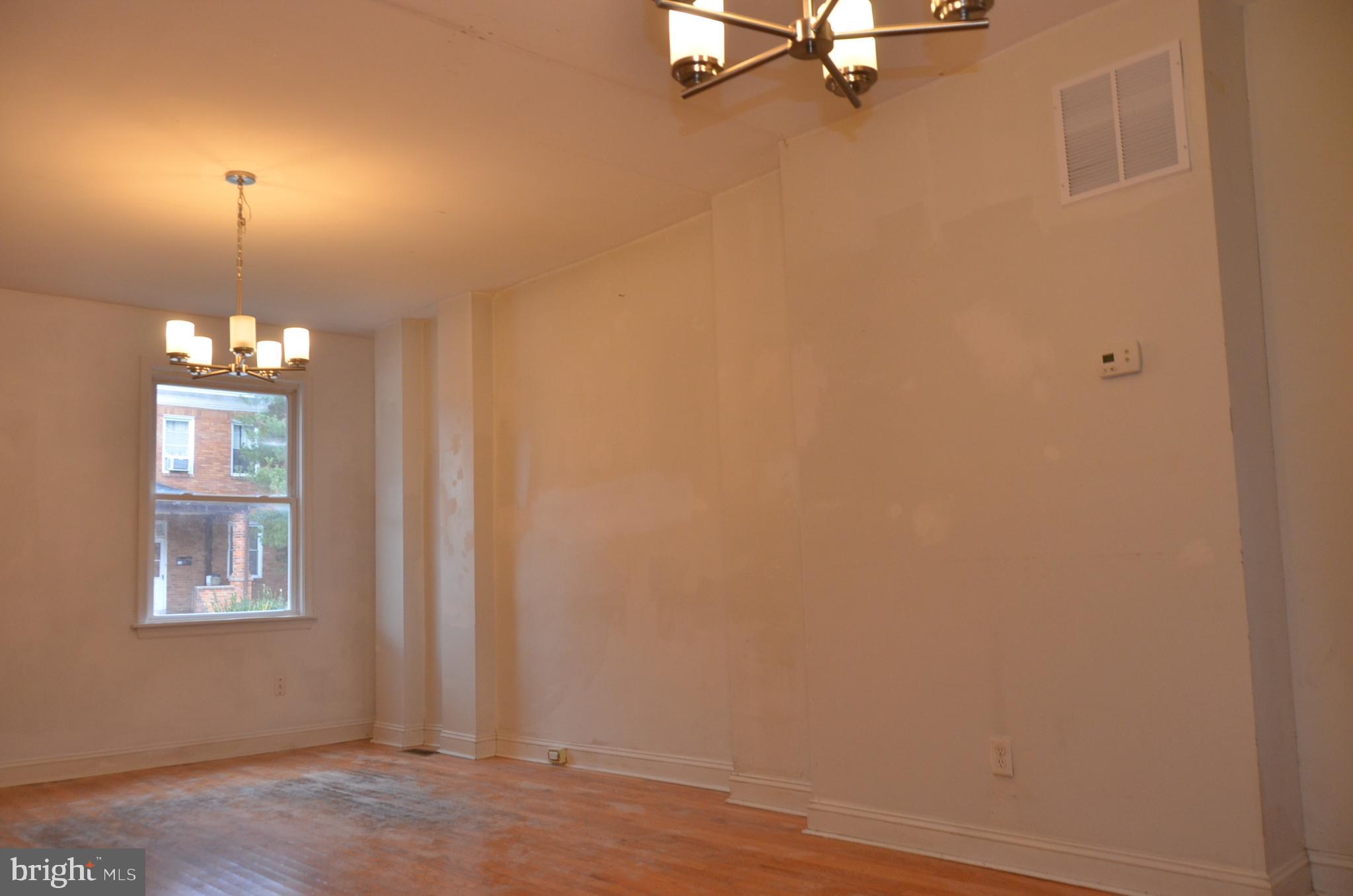 521 Rappolla Street Baltimore, MD 21224 - Photo 4 of 54