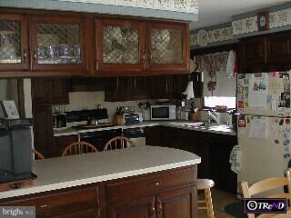 21 Lexington Road Bordentown, NJ 08505 - Photo 4 of 6 Gallery Image 4