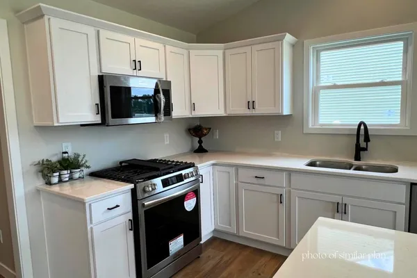 $449,800 | 1821 Redbud Circle, Eldridge, IA 52748
