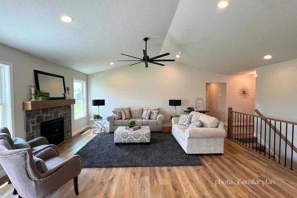 $449,800 | 1821 Redbud Circle, Eldridge, IA 52748