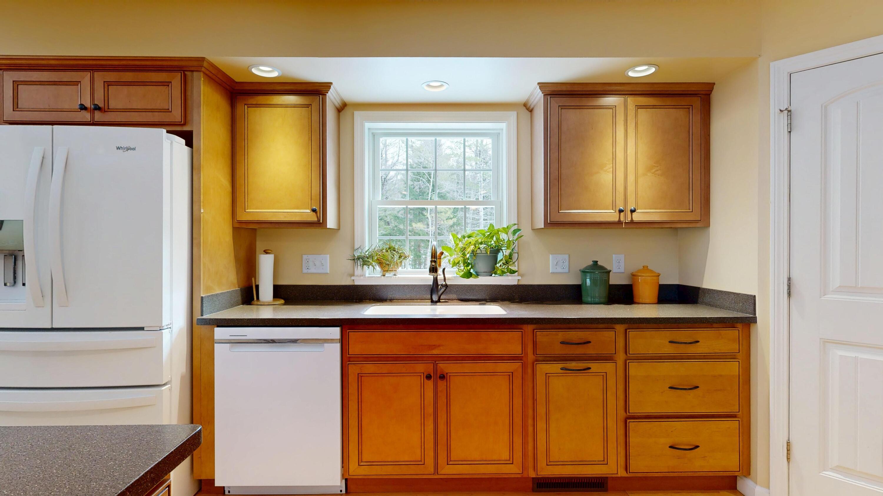 141 Bradbury Road Lewiston, ME 04240 - Photo 11 of 101 Kitchen