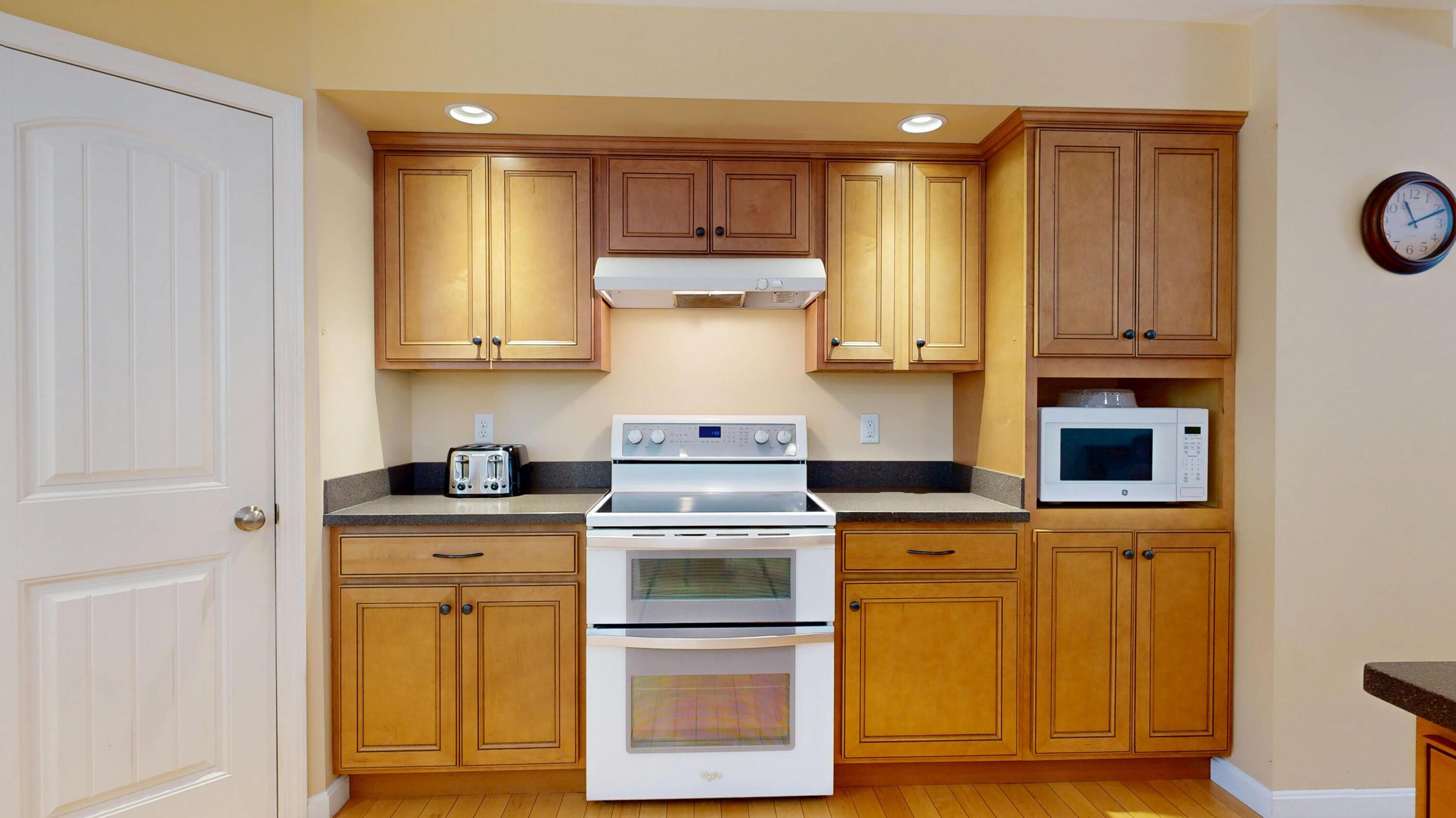 141 Bradbury Road Lewiston, ME 04240 - Photo 11 of 98 Kitchen