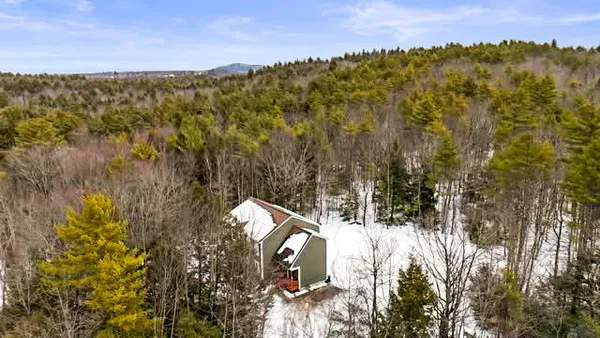 $635,000 | 141 Bradbury Road, Lewiston, ME 04240