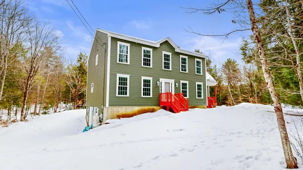 $635,000 | 141 Bradbury Road, Lewiston, ME 04240