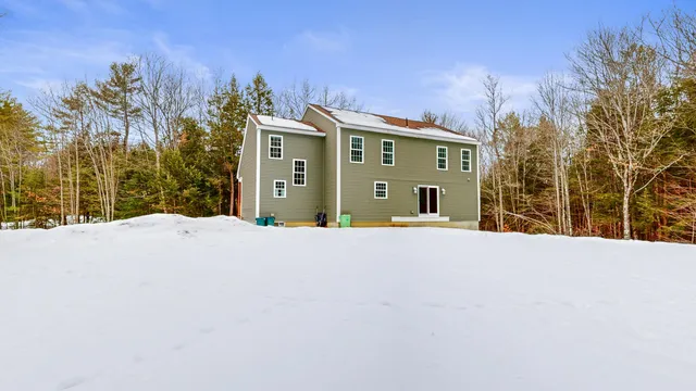 $650,000 | 141 Bradbury Road, Lewiston, ME 04240