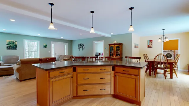 $650,000 | 141 Bradbury Road, Lewiston, ME 04240