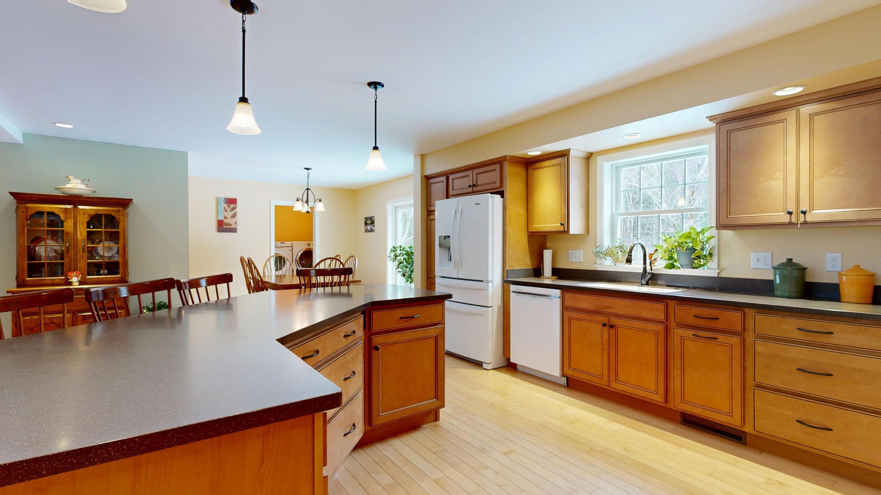 141 Bradbury Road Lewiston, ME 04240 - Photo 9 of 101 Kitchen