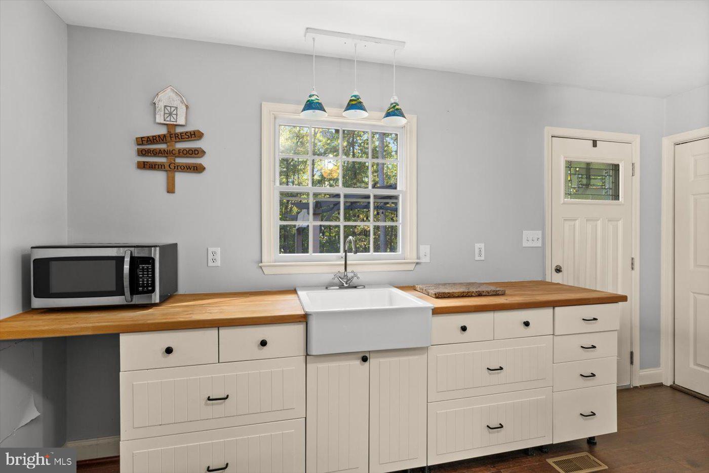 22617 Telegraph Road Ruther Glen, VA 22546 - Photo 26 of 46