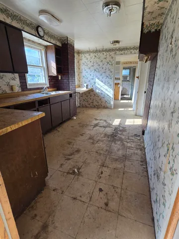 $425,000 | N197 Mt Hope Road, Brodhead, WI 53520