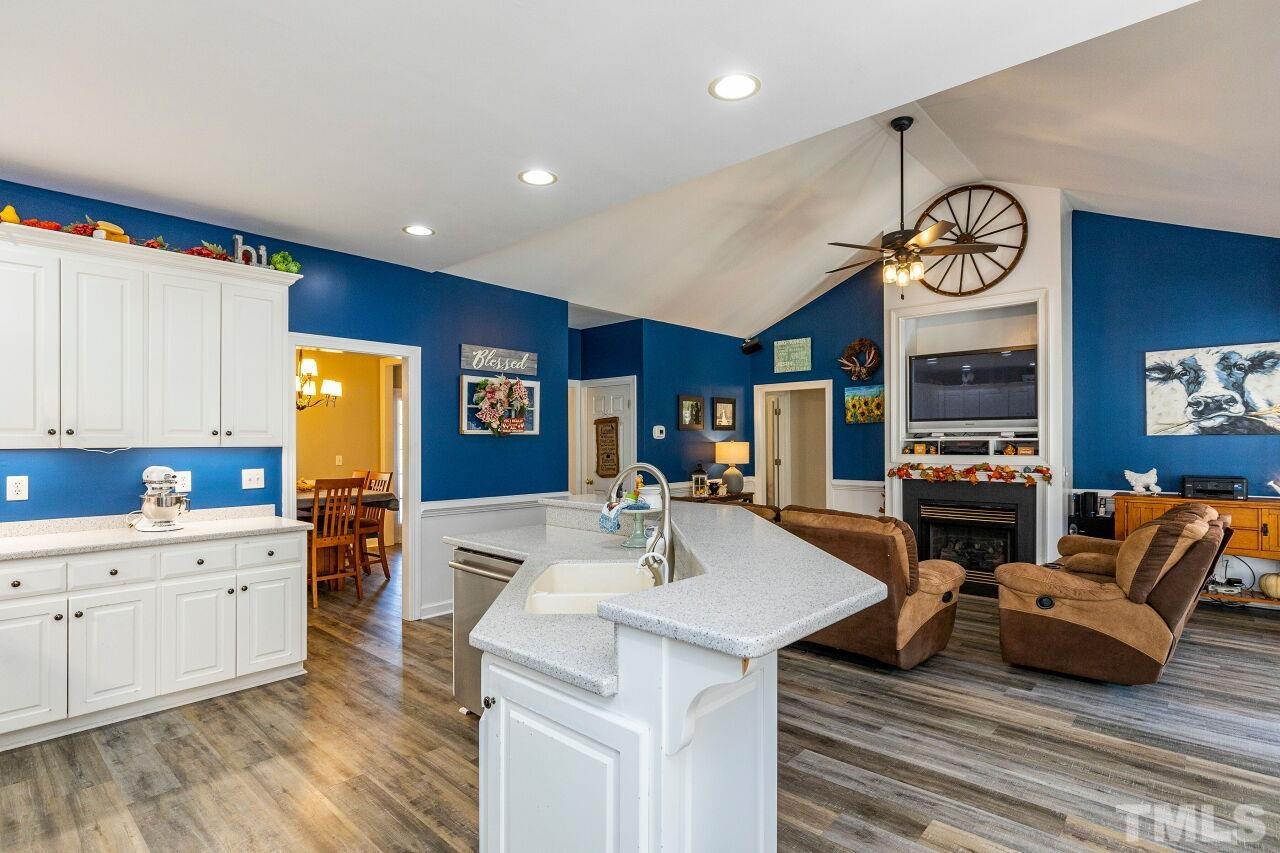 365 Cooper Branch Road Clayton, NC 27520 - Photo 12 of 30 Gallery Image 12