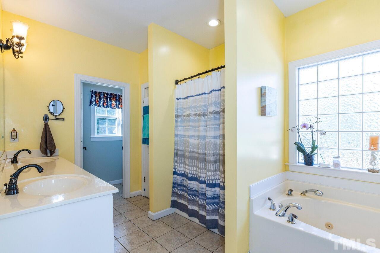 365 Cooper Branch Road Clayton, NC 27520 - Photo 17 of 30 Gallery Image 17