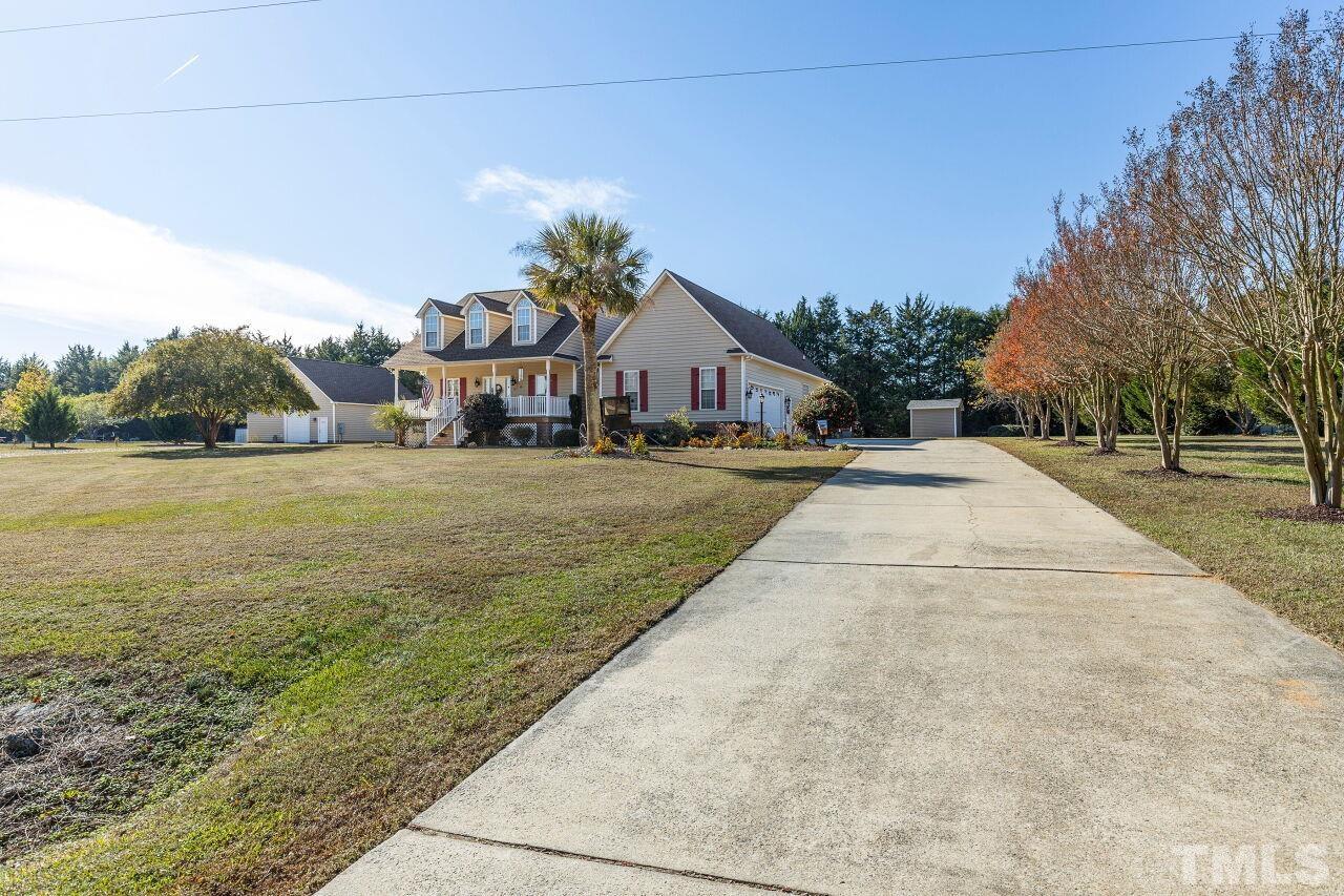 365 Cooper Branch Road Clayton, NC 27520 - Photo 3 of 30 Gallery Image 3