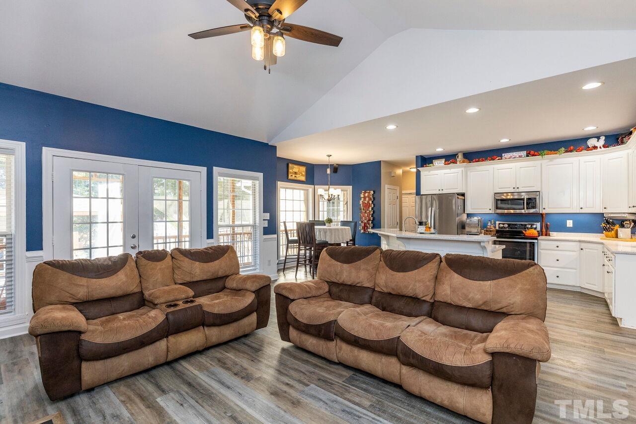 365 Cooper Branch Road Clayton, NC 27520 - Photo 9 of 30 Gallery Image 9