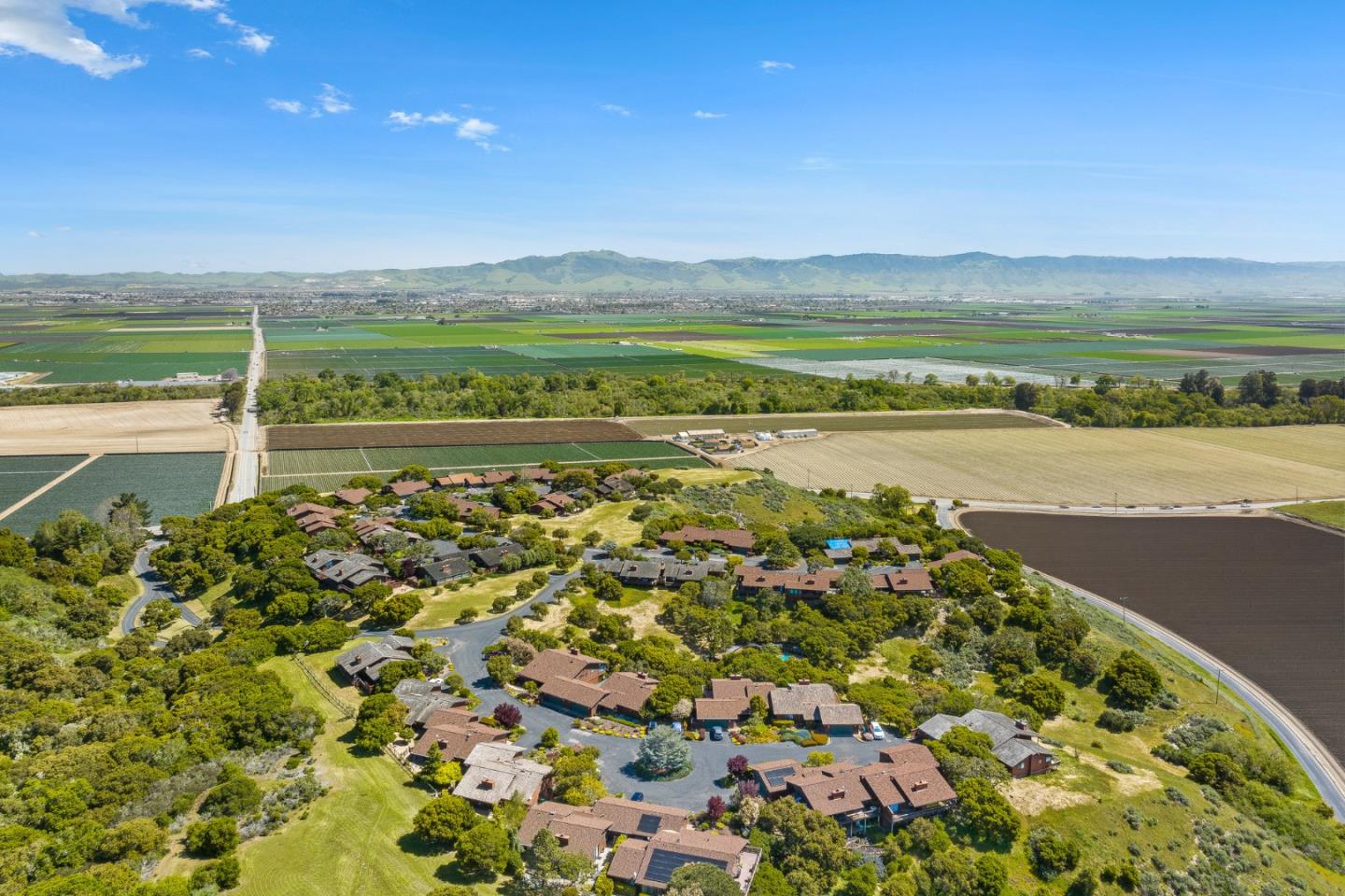 14166 Reservation Road Salinas, CA 93908 - Photo 13 of 52 Gallery Image 13