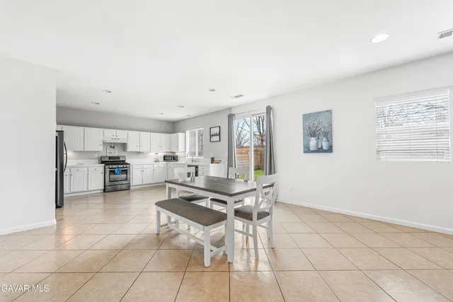 $615,000 | 2060 Krystal Avenue, Lancaster, CA 93534