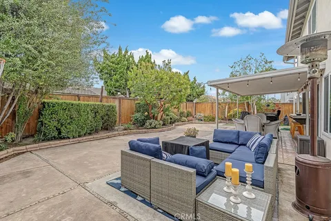 $1,799,000 | 6901 Spickard Drive, Huntington Beach, CA 92647