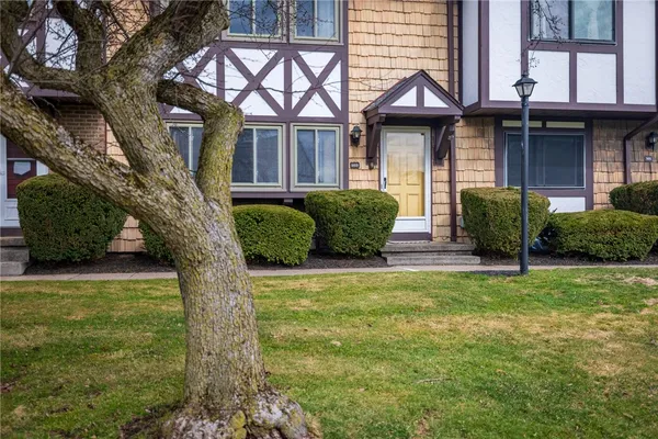 $265,000 | 163 New Wickham Drive, Penfield, NY 14526