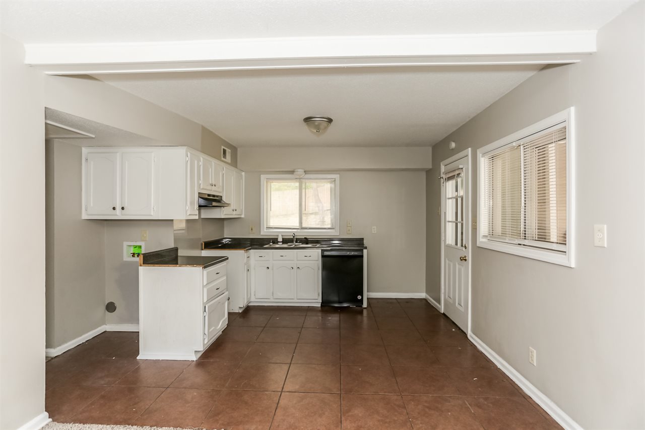 4171 Yale Road Memphis, TN 38128 - Photo 3 of 21