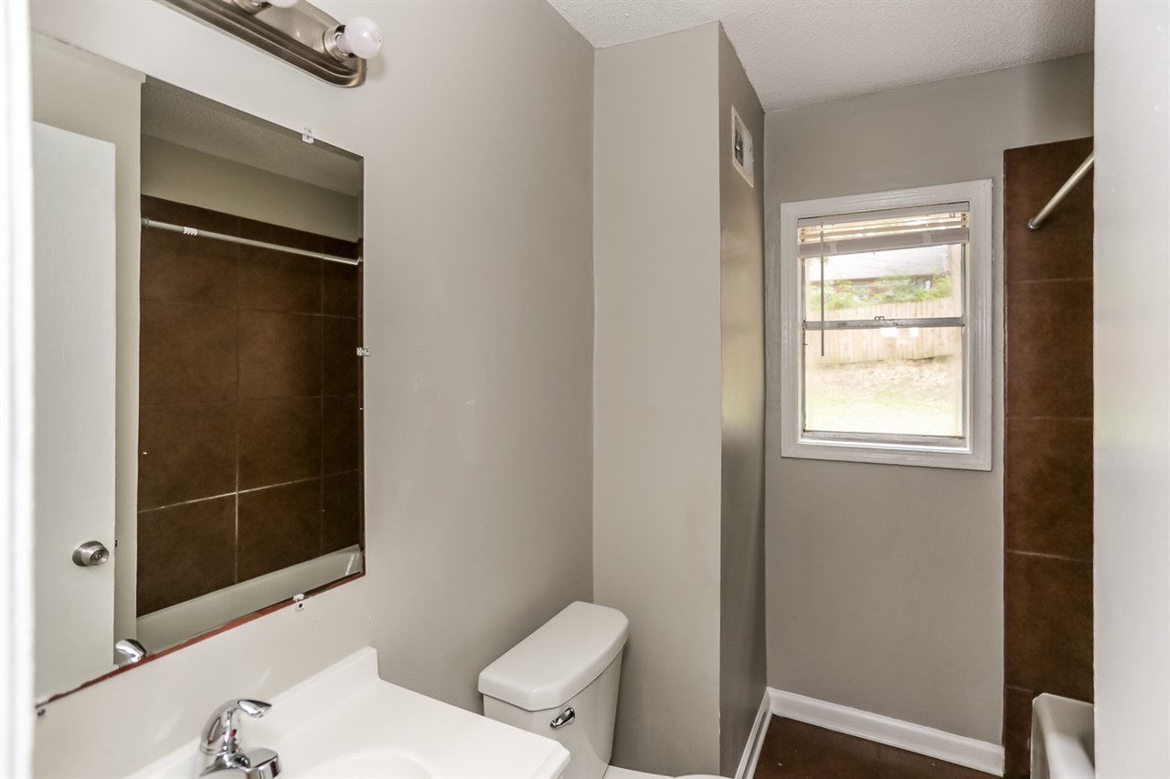 4171 Yale Road Memphis, TN 38128 - Photo 5 of 21