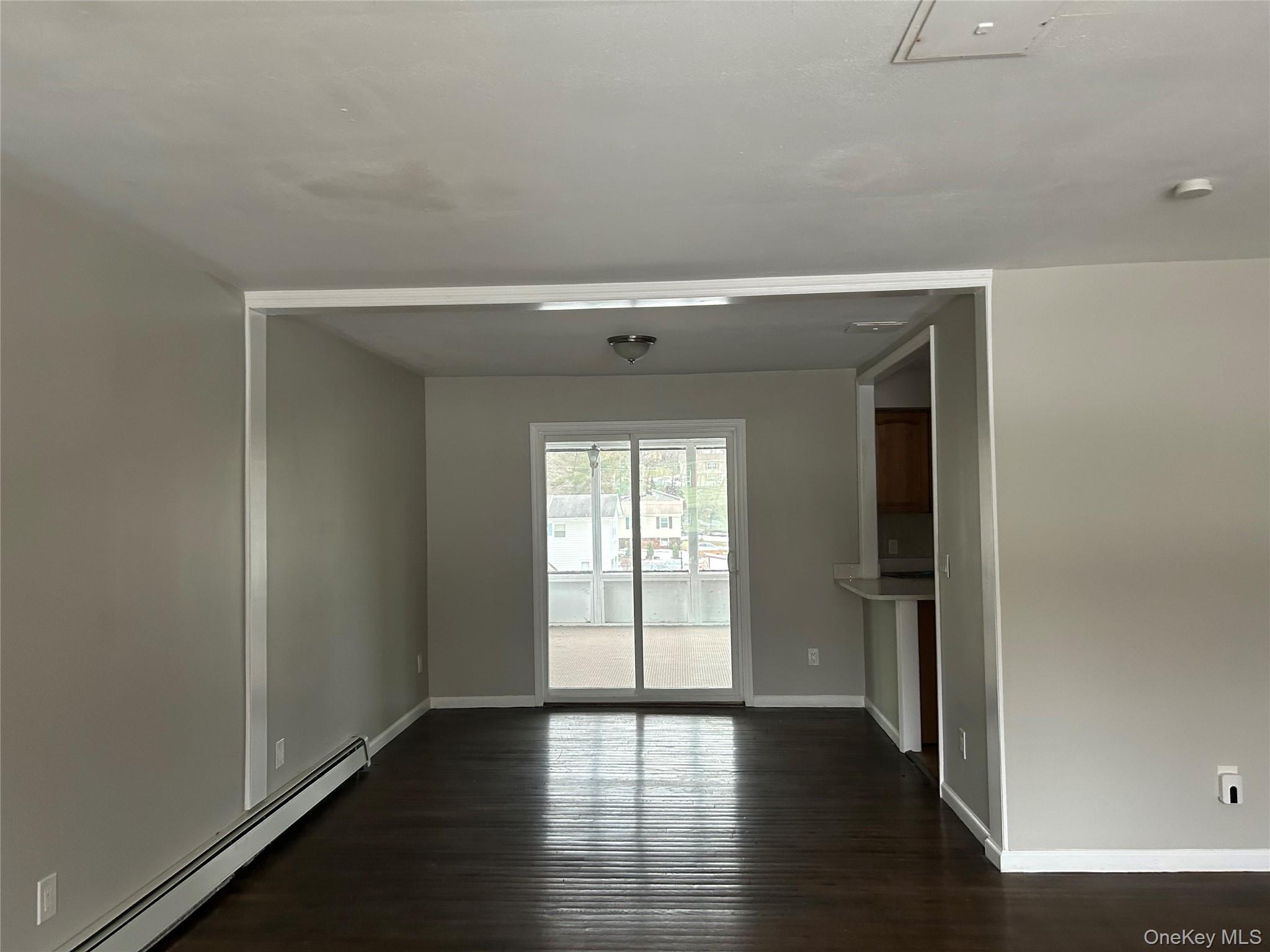 104 Sutton Park Road Poughkeepsie, NY 12603 - Photo 7 of 16