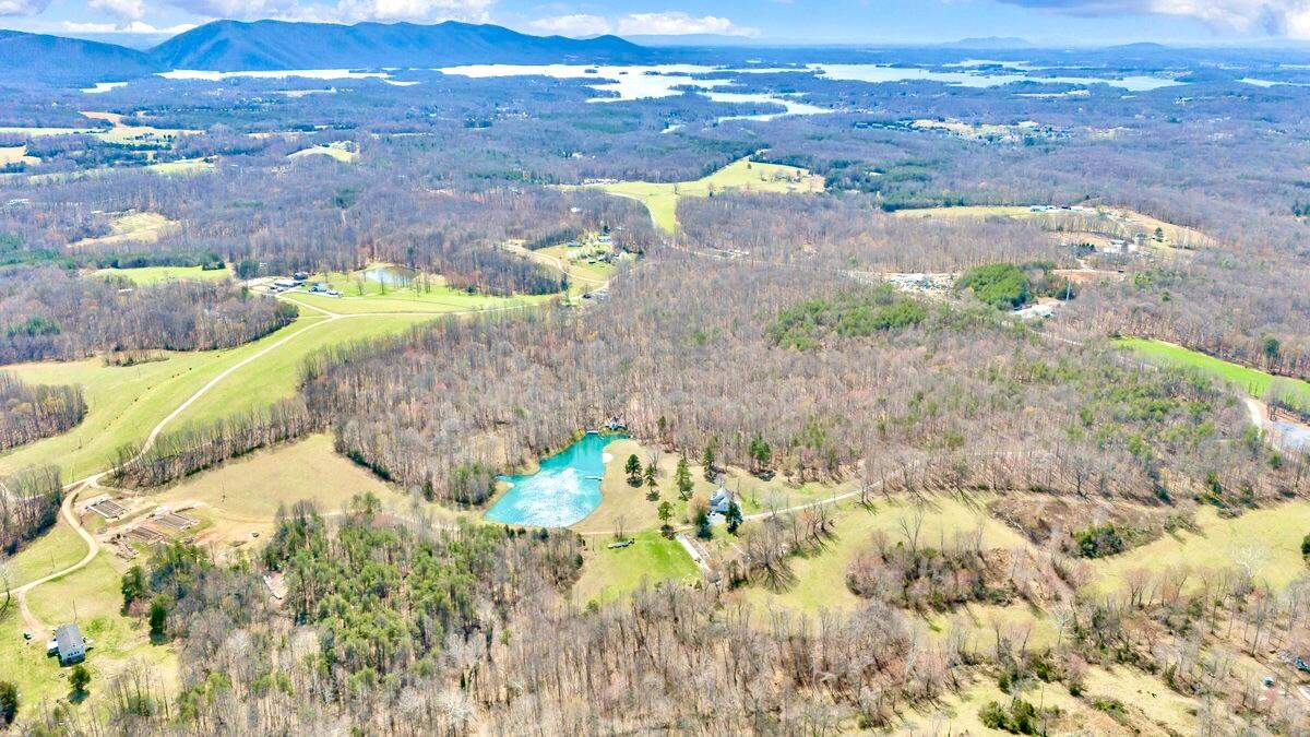 2844 Fairview Church Road Huddleston, VA 24104 - Photo 45 of 101 DJI_20260313134443_0011_D