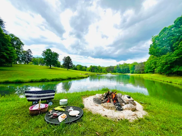 $2,895,000 | 2844 Fairview Church Road, Huddleston, VA 24104