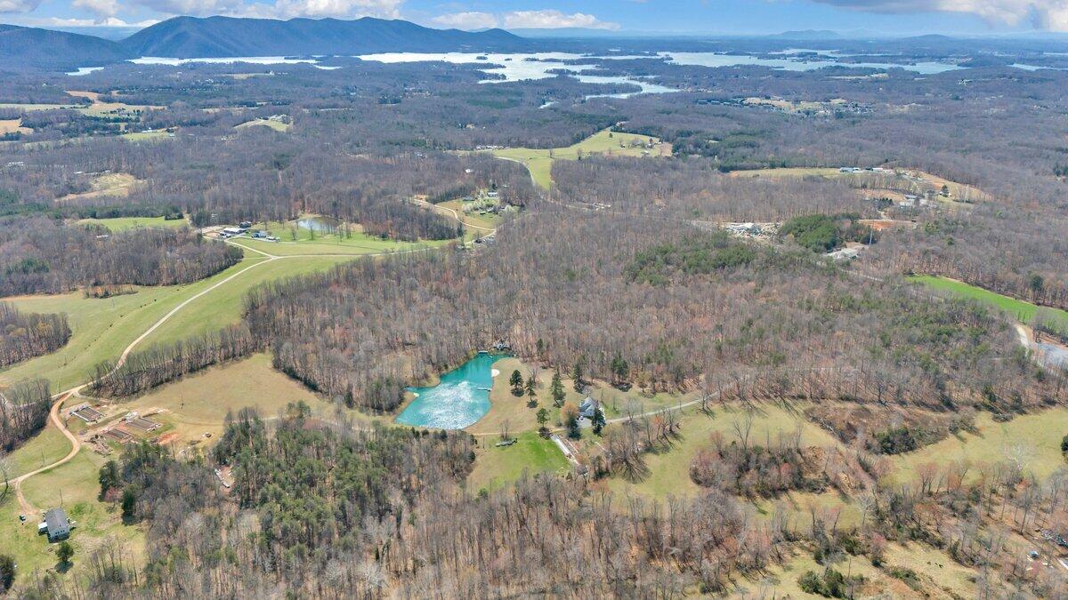 2844 Fairview Church Road Huddleston, VA 24104 - Photo 63 of 76 DJI_20260313134443_0011_D