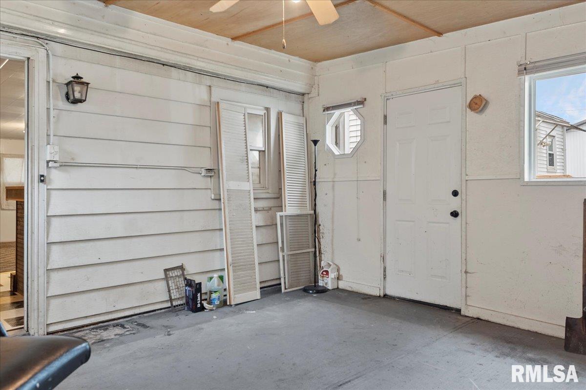 204 Highland Avenue Springfield, IL 62704 - Photo 18 of 28 Gallery Image 18