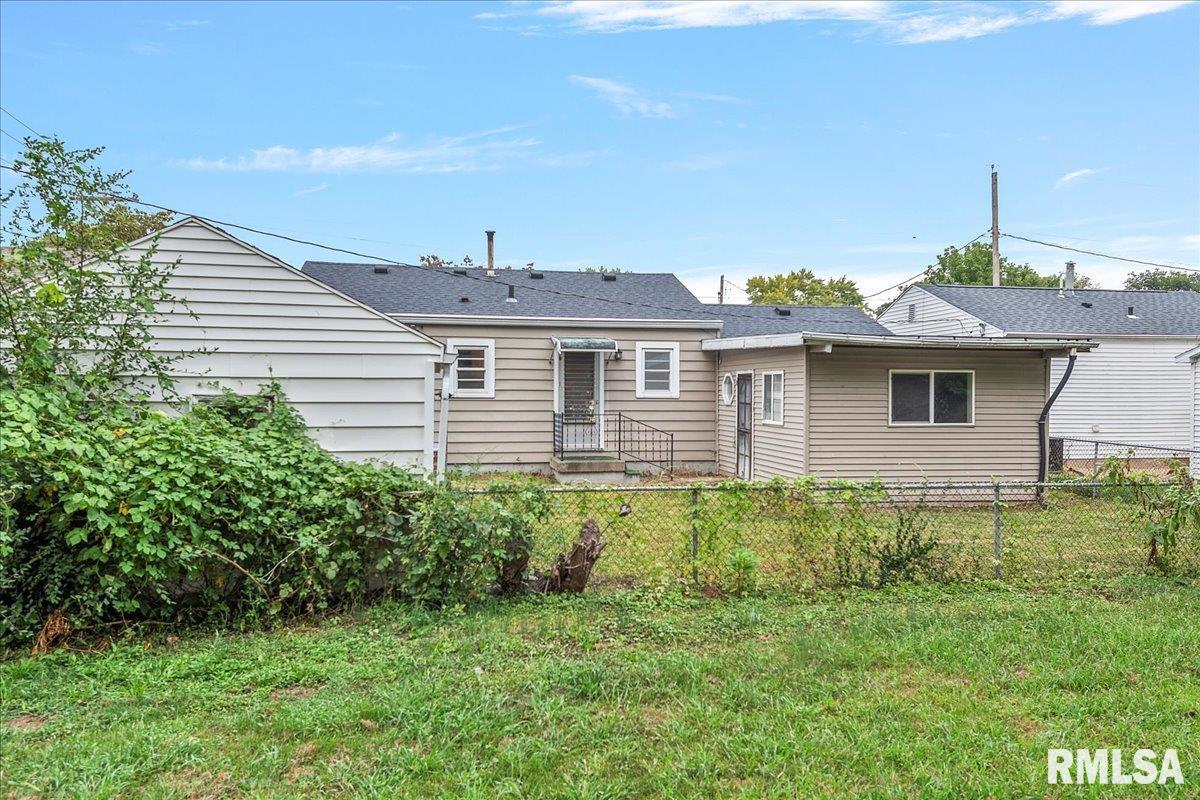 204 Highland Avenue Springfield, IL 62704 - Photo 28 of 28 Gallery Image 28