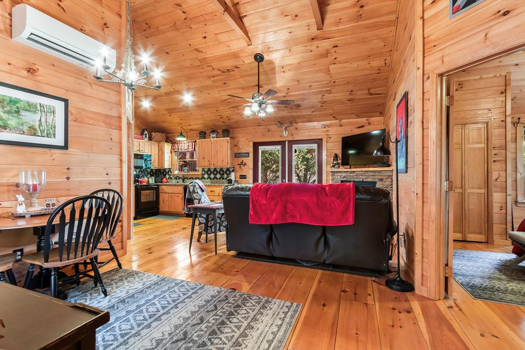22 Mint Lane Murphy, NC 28906 - Photo 12 of 53