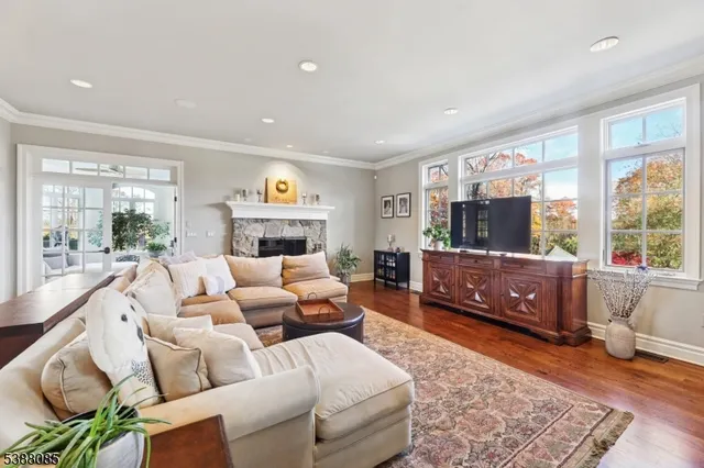 $1,840,000 | 20 Smithfield Road, Lebanon, NJ 08833