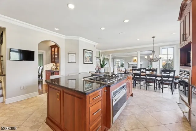 $1,840,000 | 20 Smithfield Road, Lebanon, NJ 08833