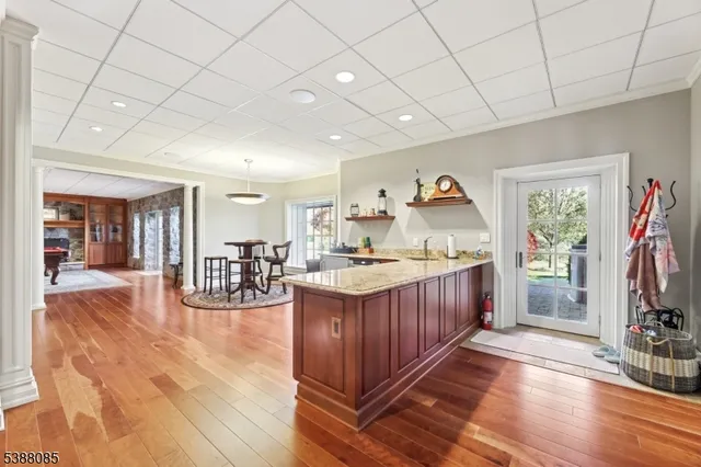 $1,840,000 | 20 Smithfield Road, Lebanon, NJ 08833