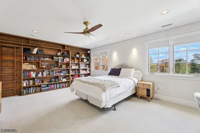 $1,840,000 | 20 Smithfield Road, Lebanon, NJ 08833