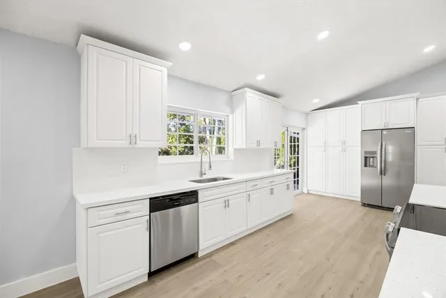 $657,500 | 9791 Sun Pointe Drive, Boynton Beach, FL 33437