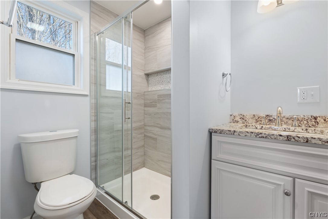 1644 County Rte 8 Granby, NY 13069 - Photo 12 of 20