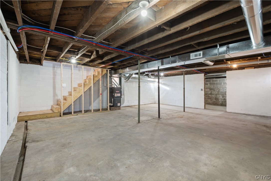 1644 County Rte 8 Granby, NY 13069 - Photo 18 of 20