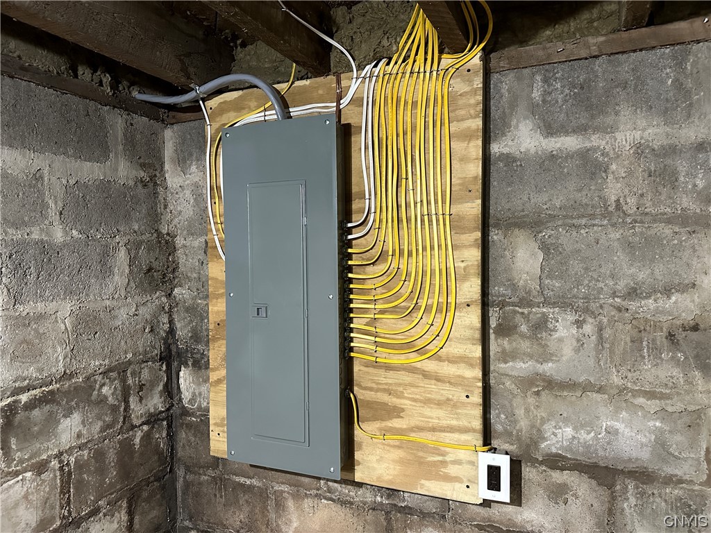 1644 County Rte 8 Granby, NY 13069 - Photo 19 of 20