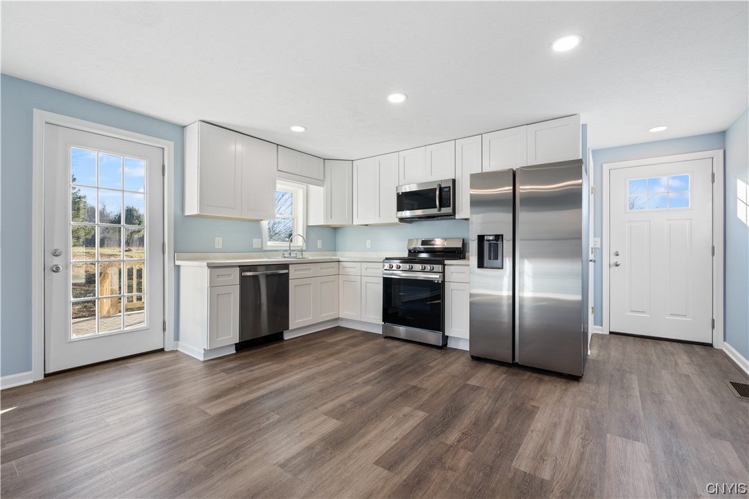 1644 County Rte 8 Granby, NY 13069 - Photo 3 of 20