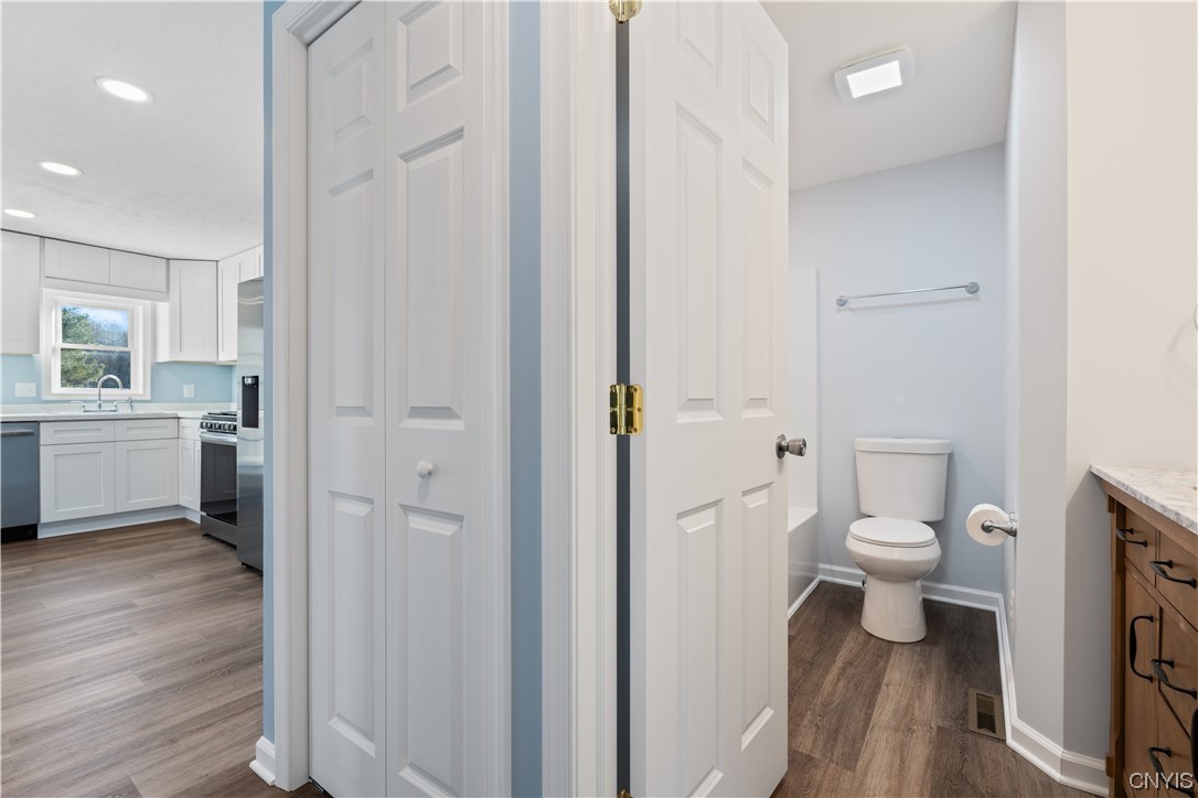 1644 County Rte 8 Granby, NY 13069 - Photo 9 of 20