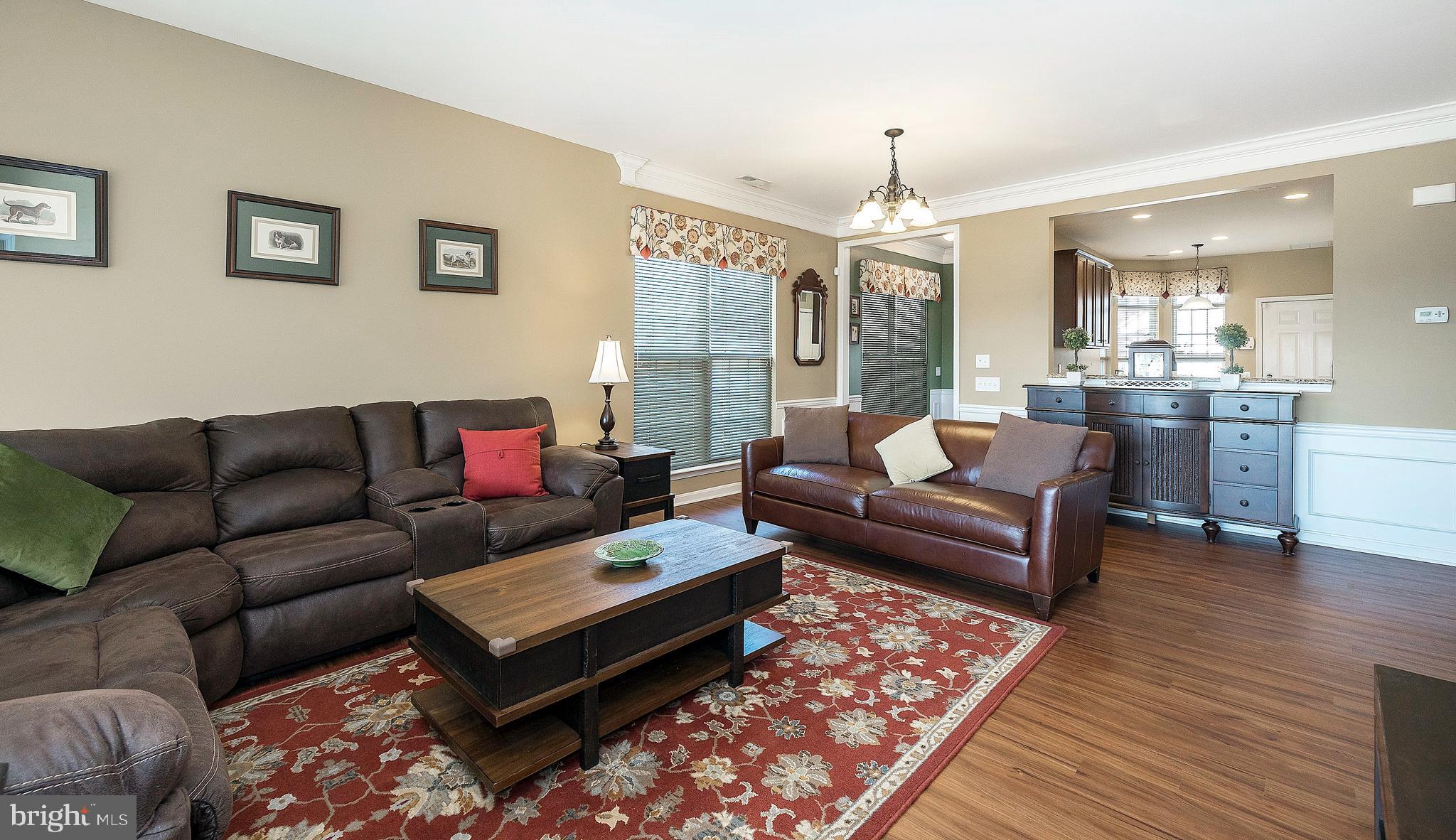 580 Prizer Court Downingtown, PA 19335 - Photo 8 of 37 Living Room