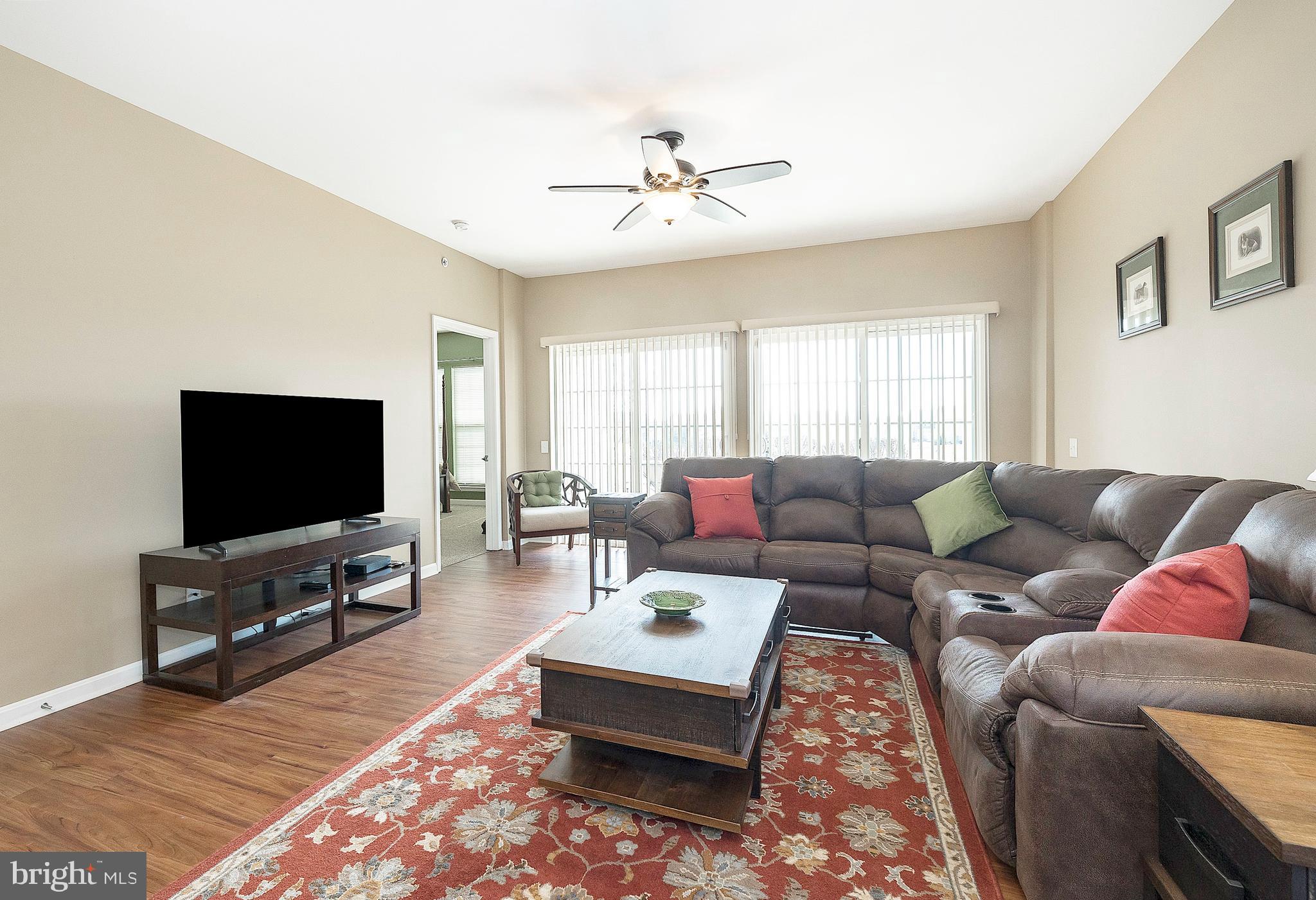 580 Prizer Court Downingtown, PA 19335 - Photo 9 of 37 Living Room